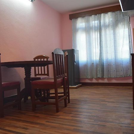 Hotel Triratna Kathmandu Esterno foto
