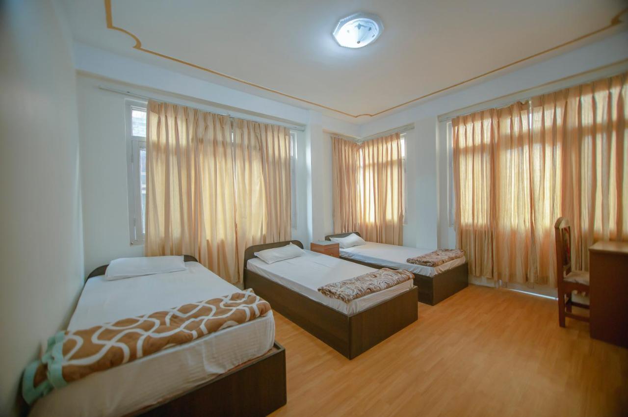 Hotel Triratna Kathmandu Esterno foto