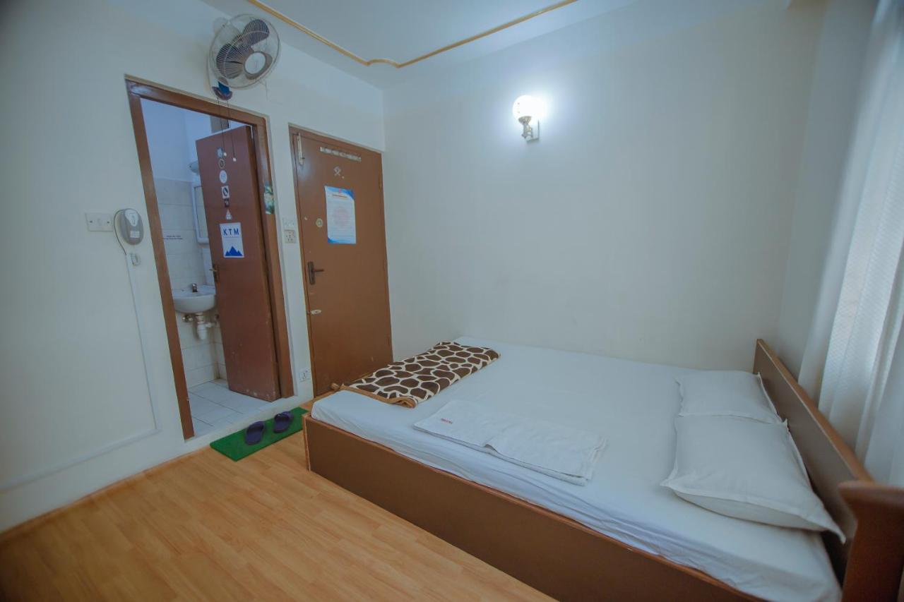 Hotel Triratna Kathmandu Esterno foto