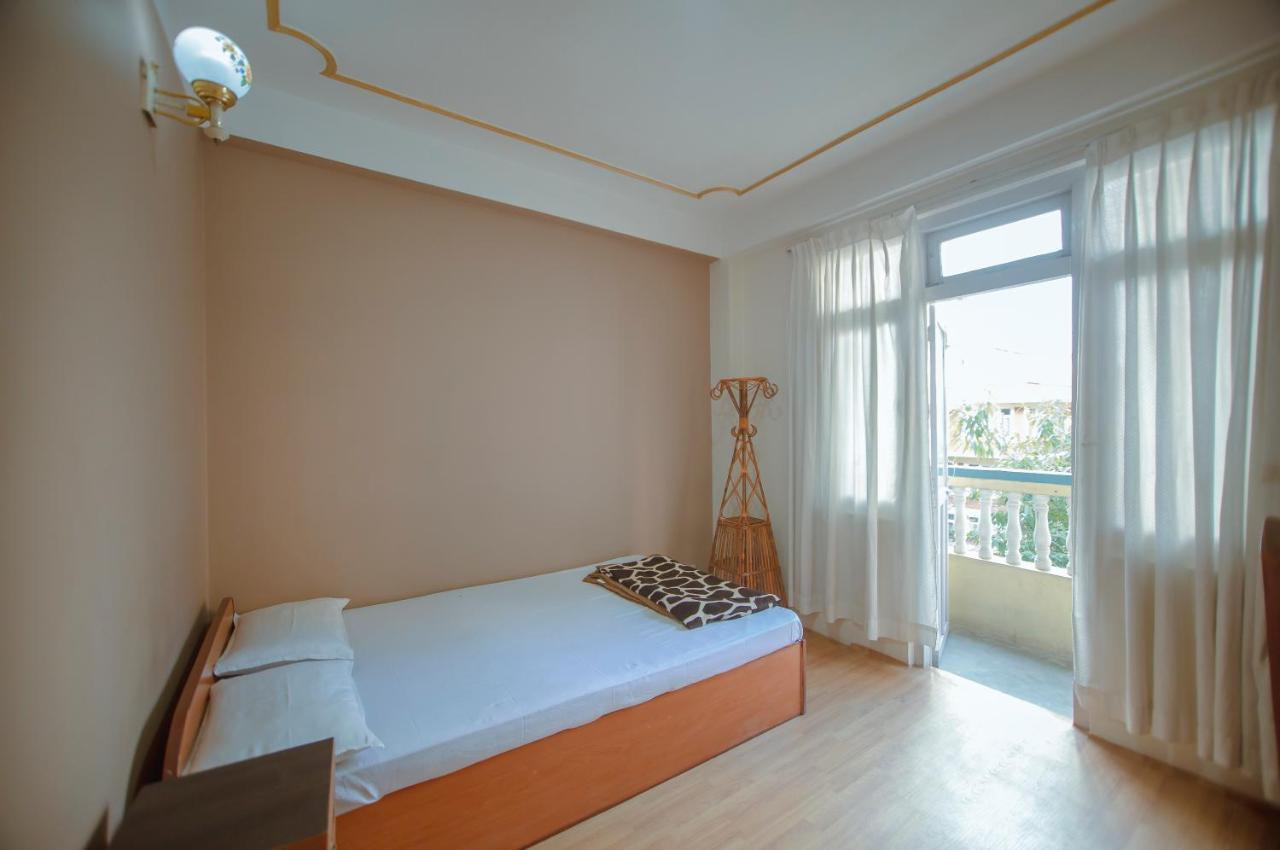 Hotel Triratna Kathmandu Esterno foto